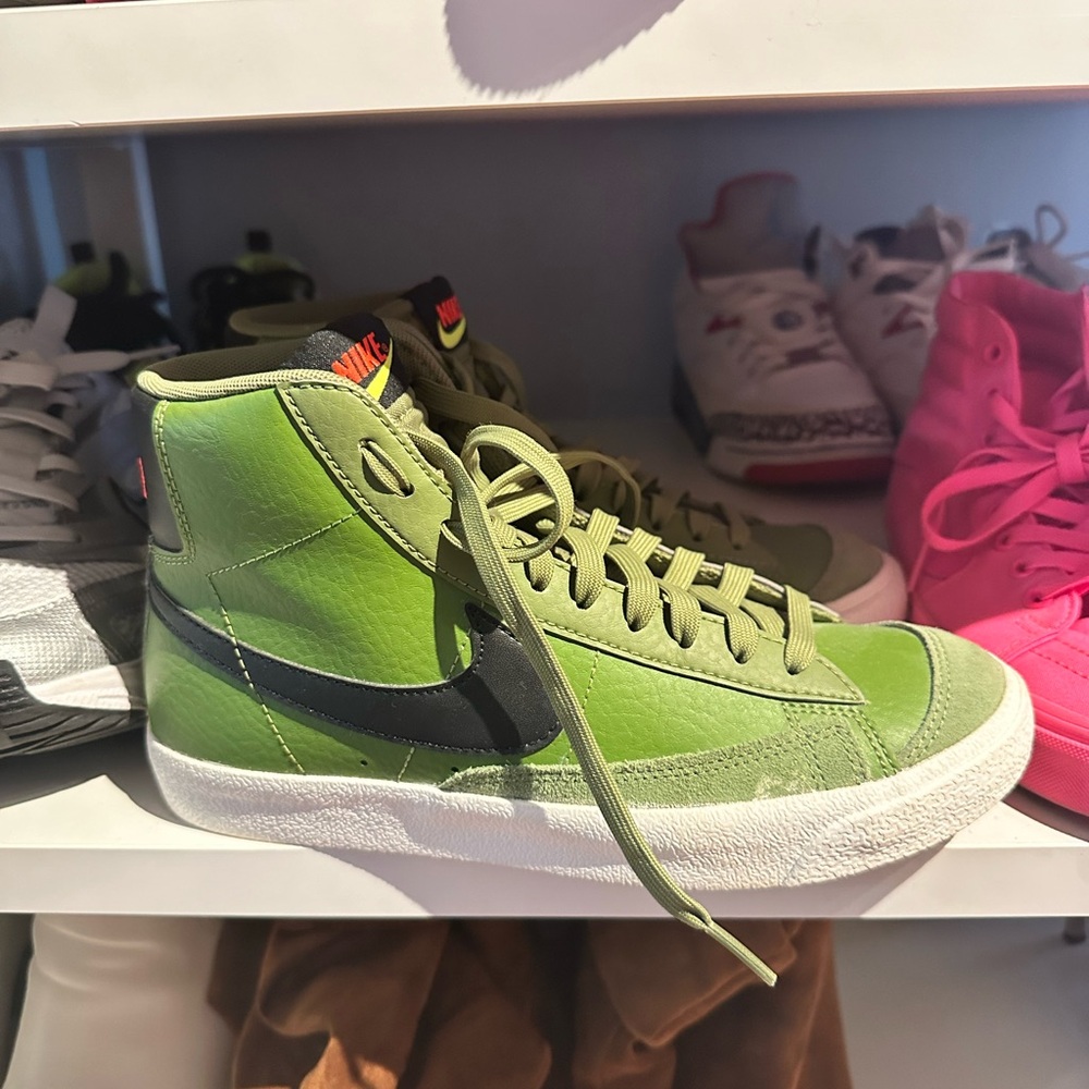 Nike Kids Green High-Top Sneakers